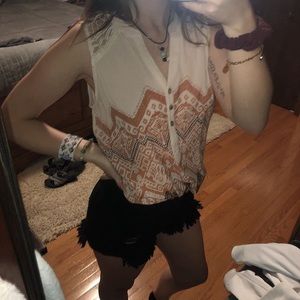 adorable miss me tank😍